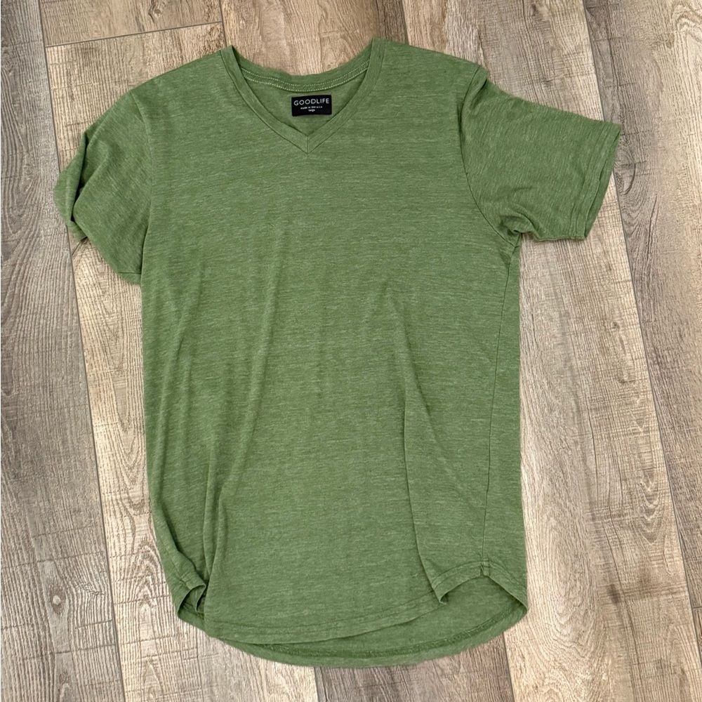 Green Men’s V Neck short sleeve T shirt